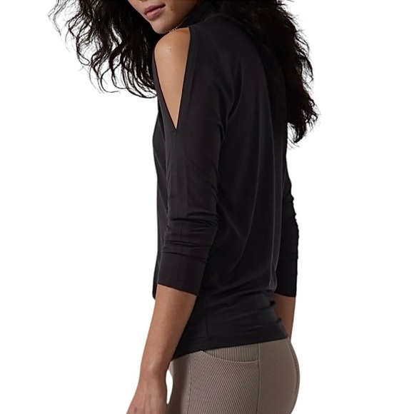 Athleta Black Soft Shell Cold Shoulder Long Sleeve Top Size XS NWOT - Picture 3 of 12